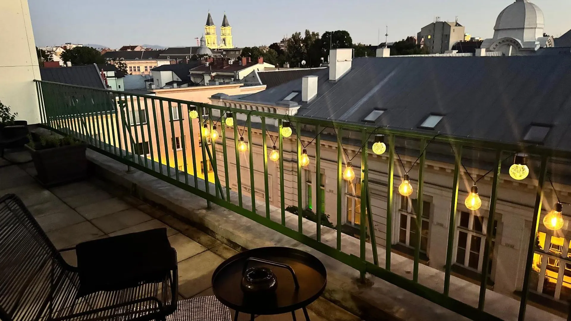 Utulny Byt V Centru S Velkou Terasou Ostrava République tchèque
